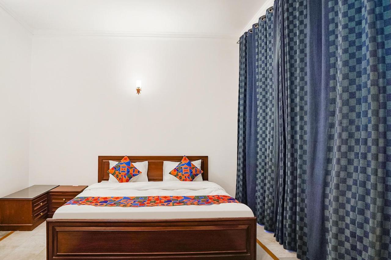 Fabexpress Goodwill Homes Нью-Дели Экстерьер фото